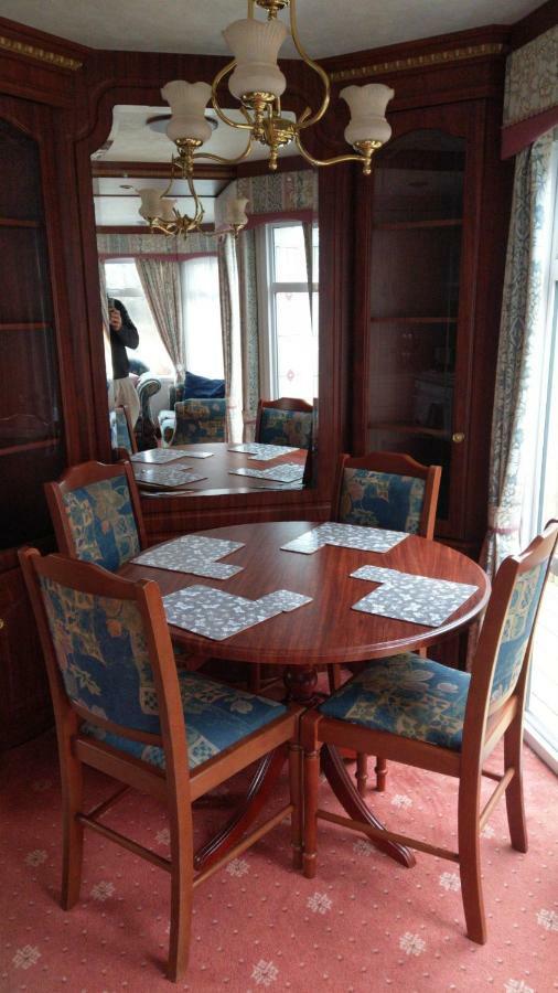 The Boat House Guesthouse 보트오브가튼 외부 사진